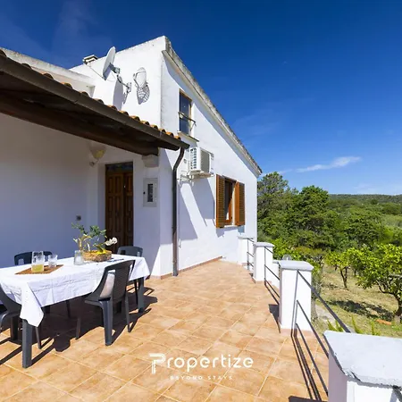 Rurale Con Vista By Propertize Монти